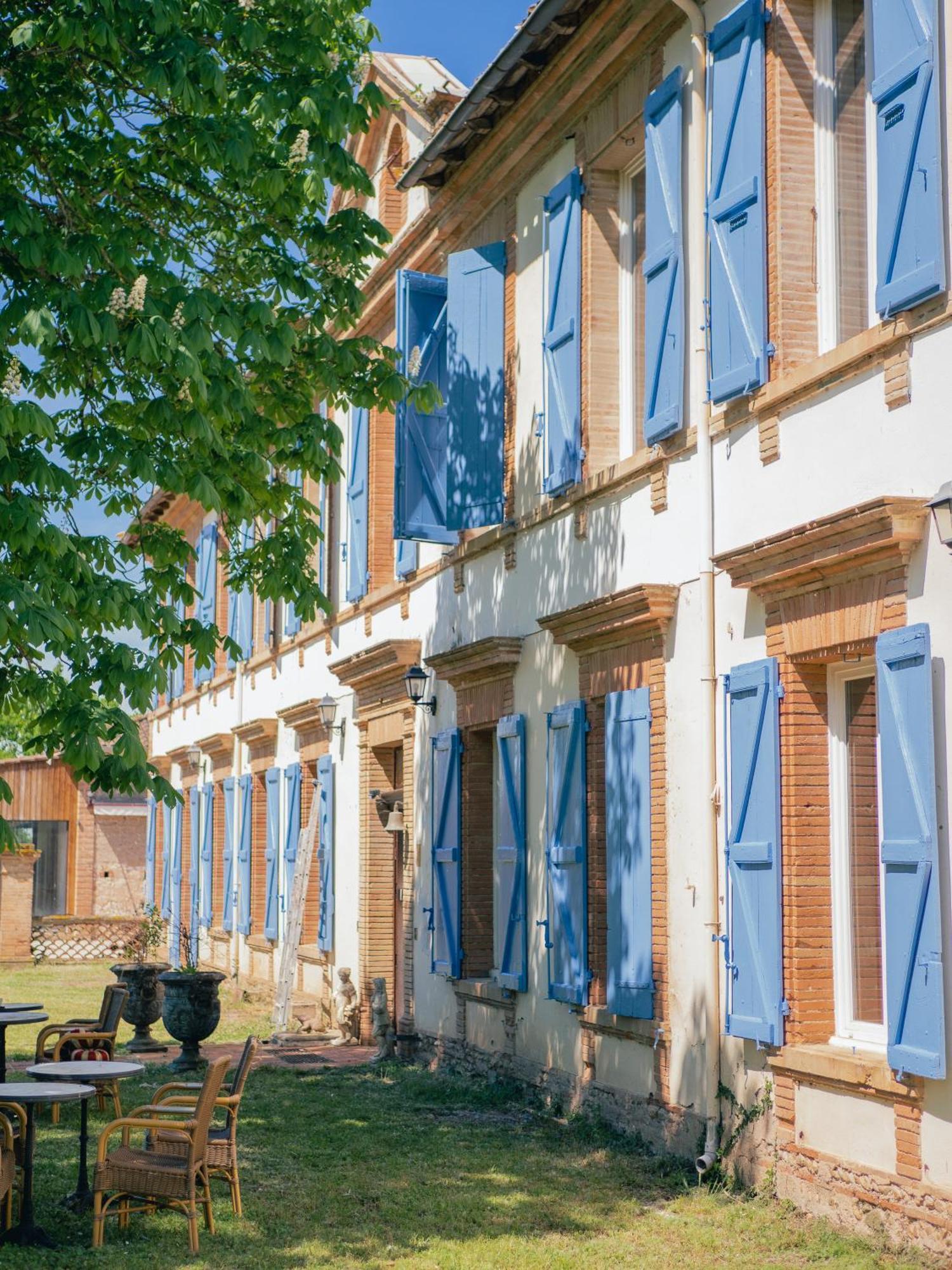Le Manoir De Lisle Hotel ภายนอก รูปภาพ